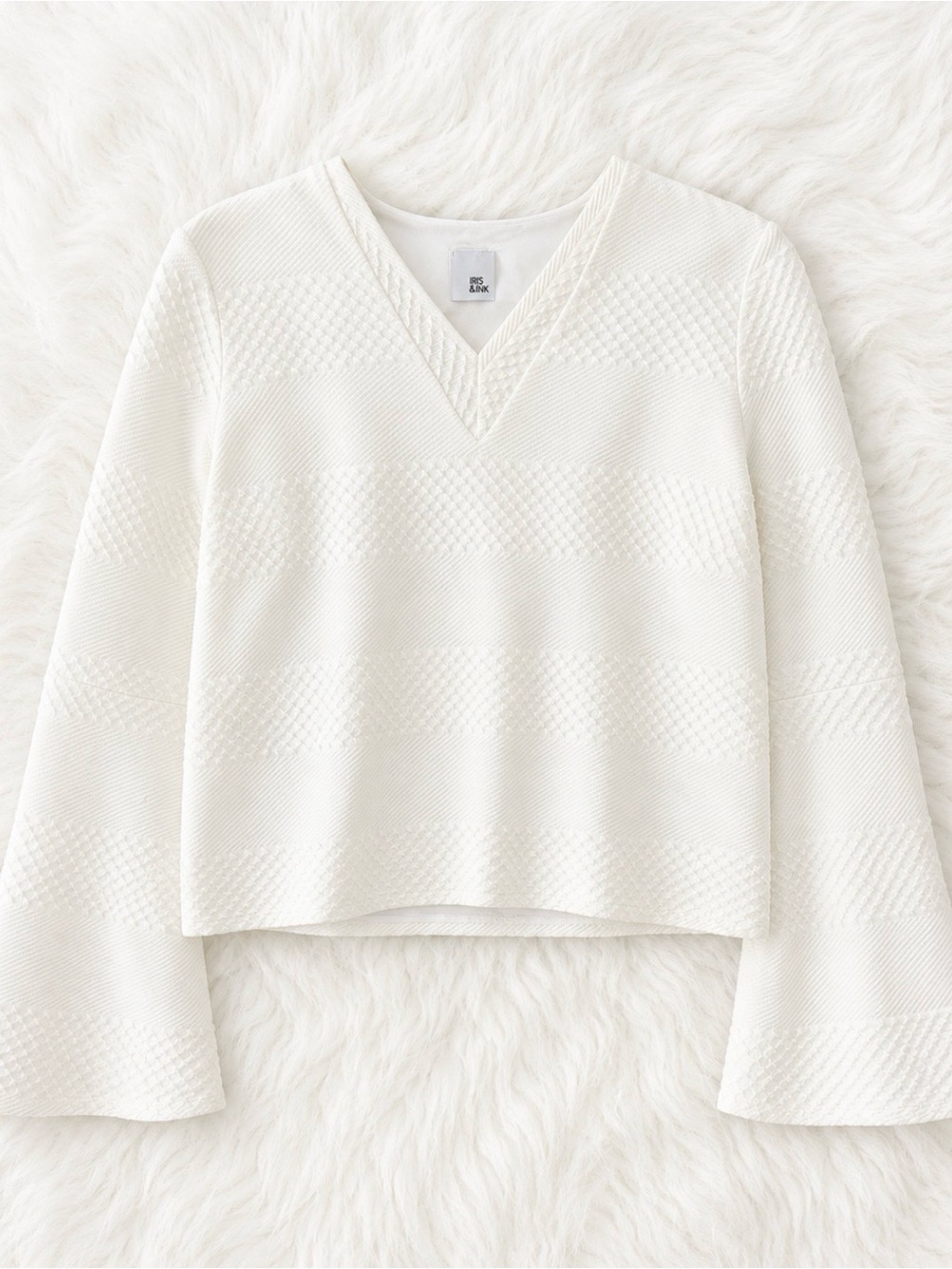 Iris & Ink Textured Bell Sleeve V-Neck Cream Top | Size 6